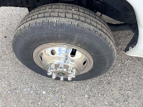 Used 2013 Ford E-450 and Econoline 450 Super Duty w/ PWR Locks & Windows Group RWD image 14