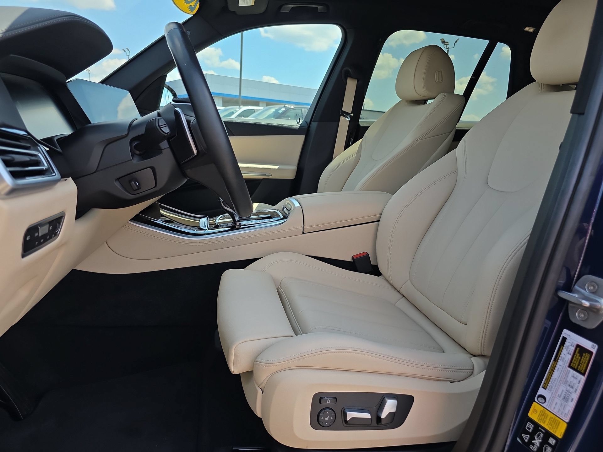 Used 2020 BMW X5 xDrive40i w/ Convenience Package AWD/4WD image 10