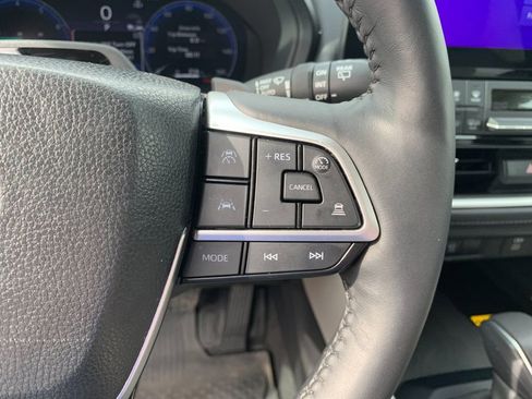 Used 2024 Toyota Grand Highlander Platinum image 31