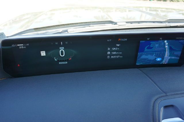 Used 2025 Ford Expedition Tremor AWD/4WD image 12