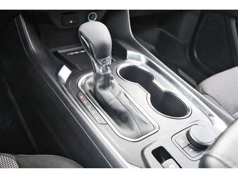 Used 2024 Chevrolet Traverse LT image 26