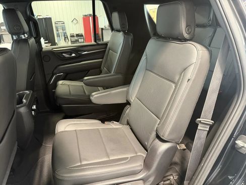 Used 2021 GMC Yukon Denali AWD/4WD image 16
