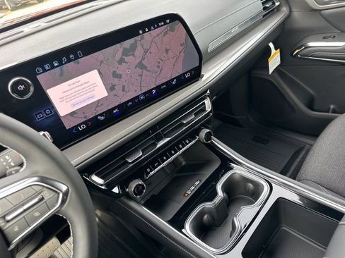 New 2026 Chevrolet Traverse LT w/ LPO, Floor Liner Package image 31