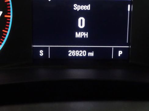 Used 2023 Chevrolet Traverse LS image 40