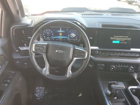 Certified 2024 Chevrolet Silverado 1500 LT Trail Boss w/ Convenience Package II AWD/4WD image 18