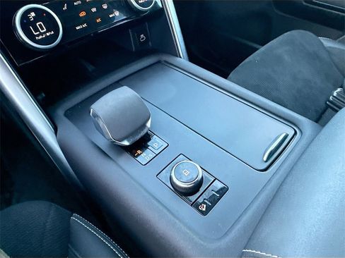 Used 2023 Land Rover Discovery S R-Dynamic image 18