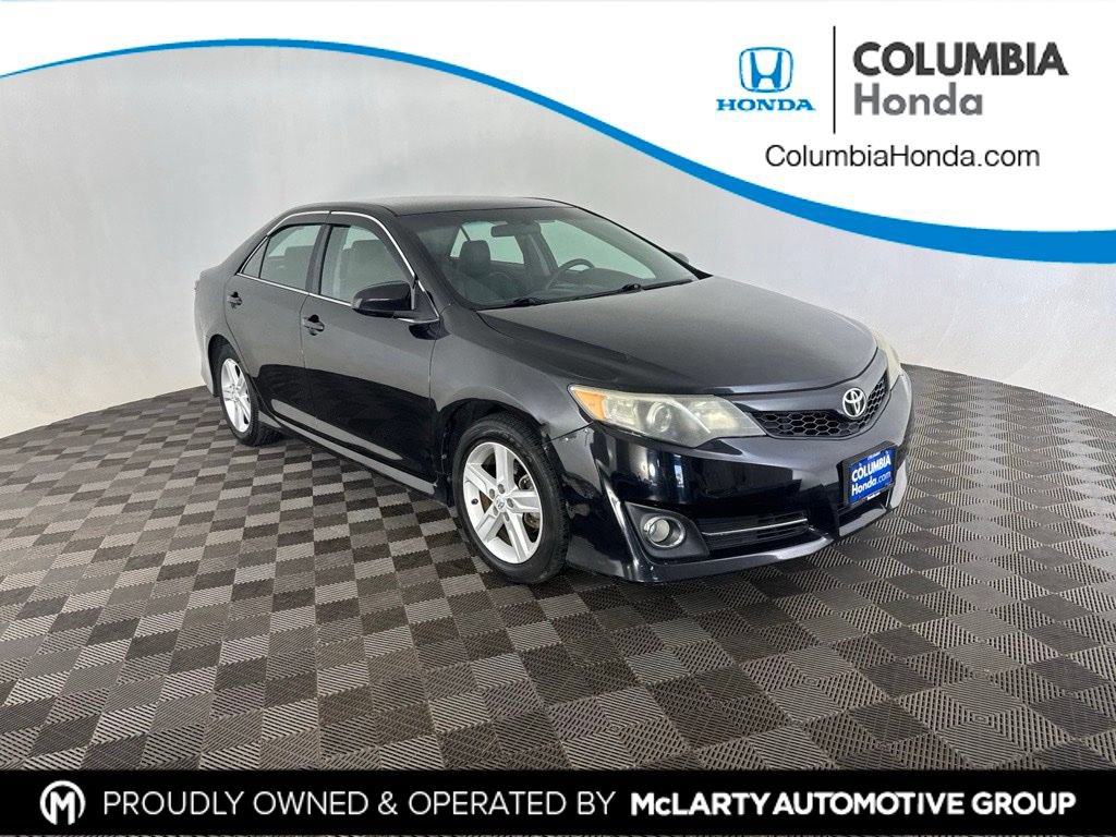 Used 2014 Toyota Camry SE FWD 360° Tour