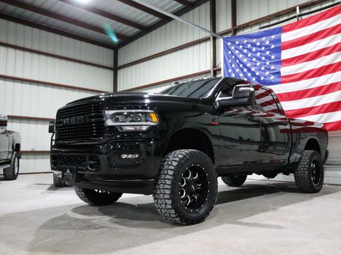 Used 2024 RAM 3500 Laramie w/ Night Edition AWD/4WD image 3