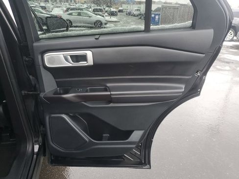 Used 2020 Ford Explorer ST w/ ST Street Pack image 31