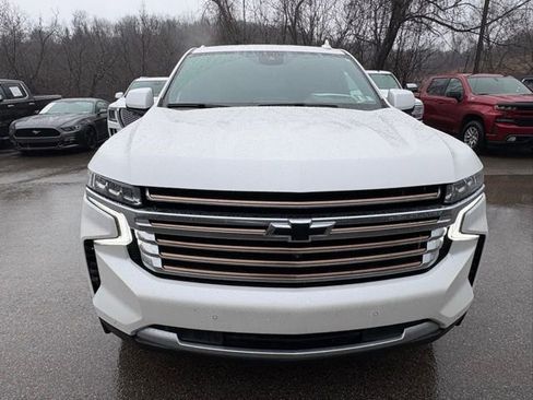 Used 2024 Chevrolet Suburban High Country image 7