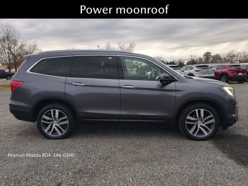 Used 2018 Honda Pilot Touring image 3
