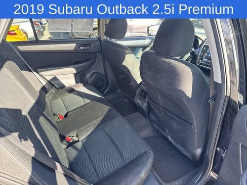Used 2019 Subaru Outback 2.5i Premium AWD/4WD image 22