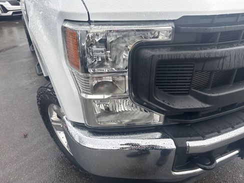 Used 2022 Ford F350 XL image 40