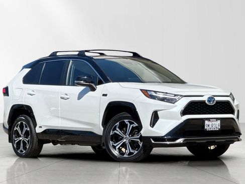 Used 2024 Toyota RAV4 XSE w/ Weather Package image 1