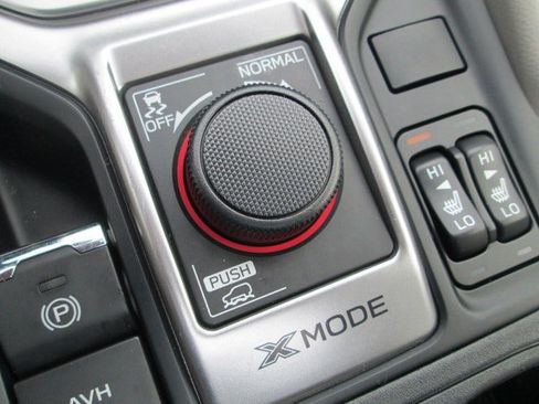 Used 2022 Subaru Forester Premium AWD/4WD image 19