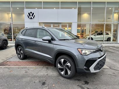 New 2026 Volkswagen Taos SE