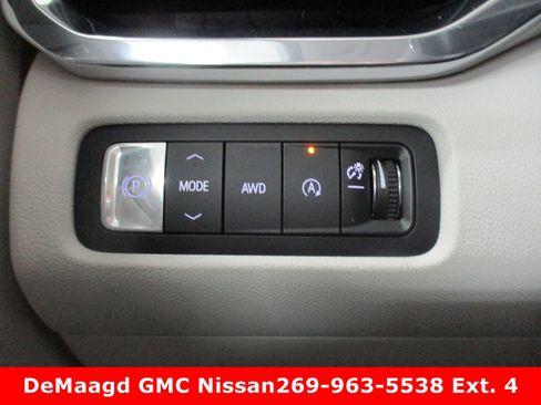 New 2026 GMC Acadia Denali w/ Super Cruise Package image 30