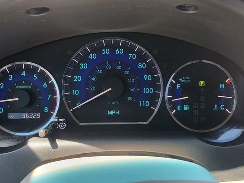 Used 2009 Toyota Sienna CE FWD image 27