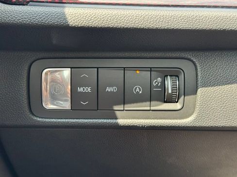 Used 2026 Chevrolet Traverse RS AWD/4WD image 35