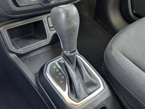 Used 2018 Jeep Renegade Altitude image 12