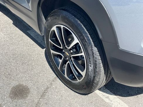 Used 2025 Chevrolet TrailBlazer LT FWD image 31