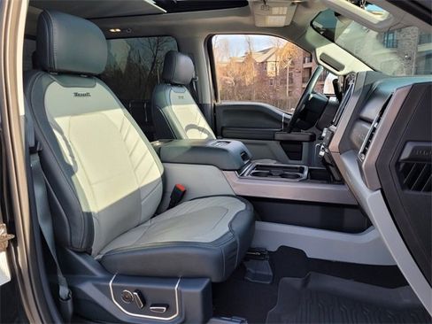 Certified 2022 Ford F450 Limited w/ FX4 Off-Road Package image 15