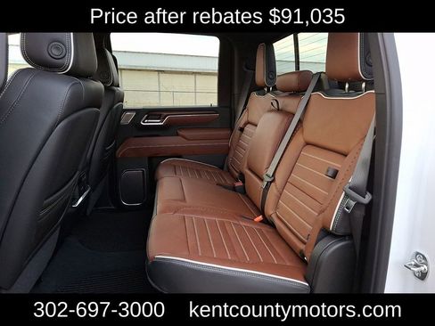 New 2026 GMC Sierra 2500 Denali Ultimate w/ LPO, Black Badging Package image 8