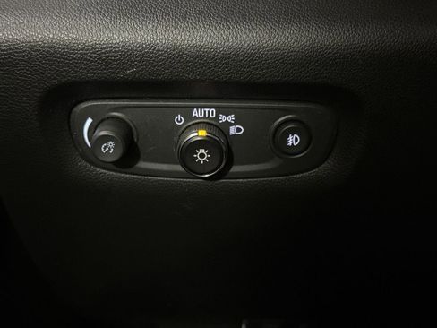 Used 2020 Chevrolet Traverse RS AWD/4WD image 19