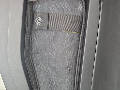 Used 2023 Rivian R1T Adventure AWD/4WD image 33