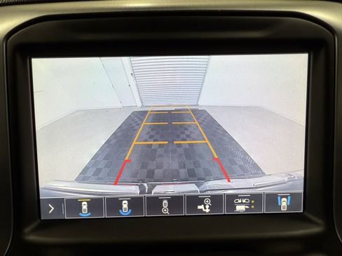 Used 2019 GMC Sierra 1500 SLT w/ SLT Premium Plus Package image 17