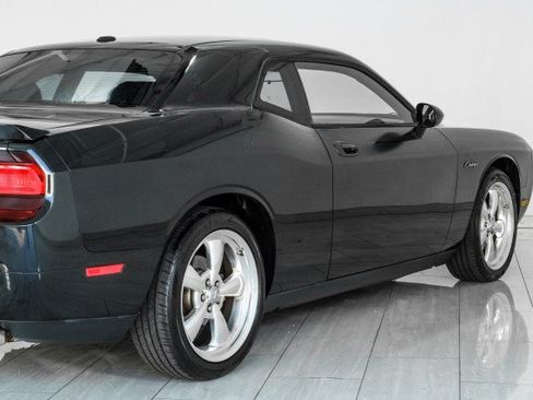 Used 2009 Dodge Challenger R/T RWD image 53