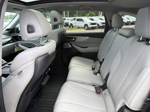 Certified 2026 Acura MDX FWD w/ Technology Package image 10