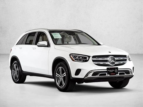 Certified 2020 Mercedes-Benz GLC 300 4MATIC image 3