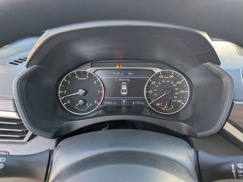 Used 2024 Nissan Altima 2.5 SV FWD image 21