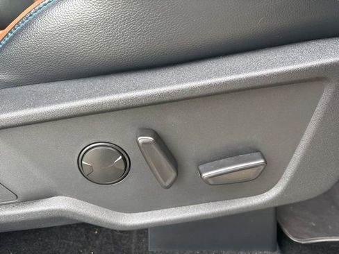 Used 2024 Ford Bronco Outer Banks image 22