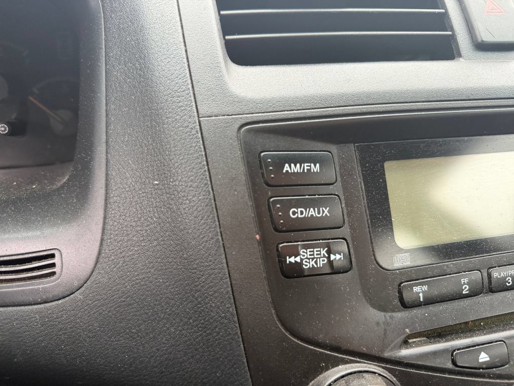 Used 2005 Honda Accord LX image 26