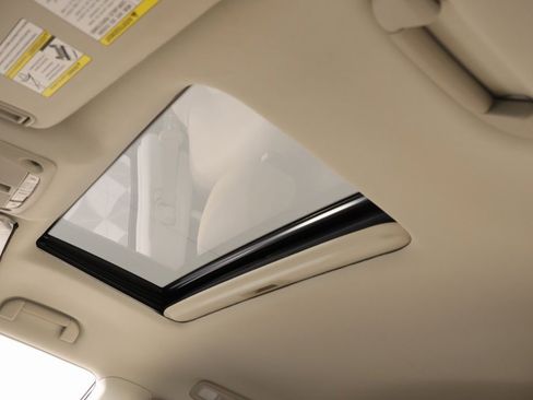 Used 2022 Nissan Armada Platinum w/ Captain's Chairs Package image 17