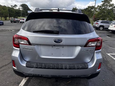 Used 2016 Subaru Outback 2.5i Premium w/ Protection Package #2 AWD/4WD image 4