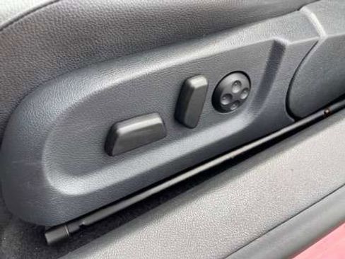 Used 2014 Volkswagen Eos Komfort image 15