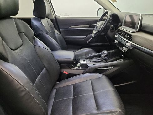 Used 2022 Kia Telluride EX w/ EX Premium Package image 21