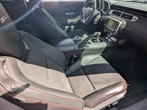 Used 2013 Chevrolet Camaro ZL1 RWD image 21
