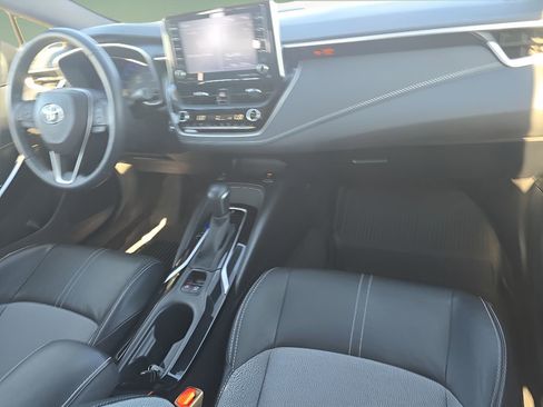 Used 2020 Toyota Corolla XSE image 28