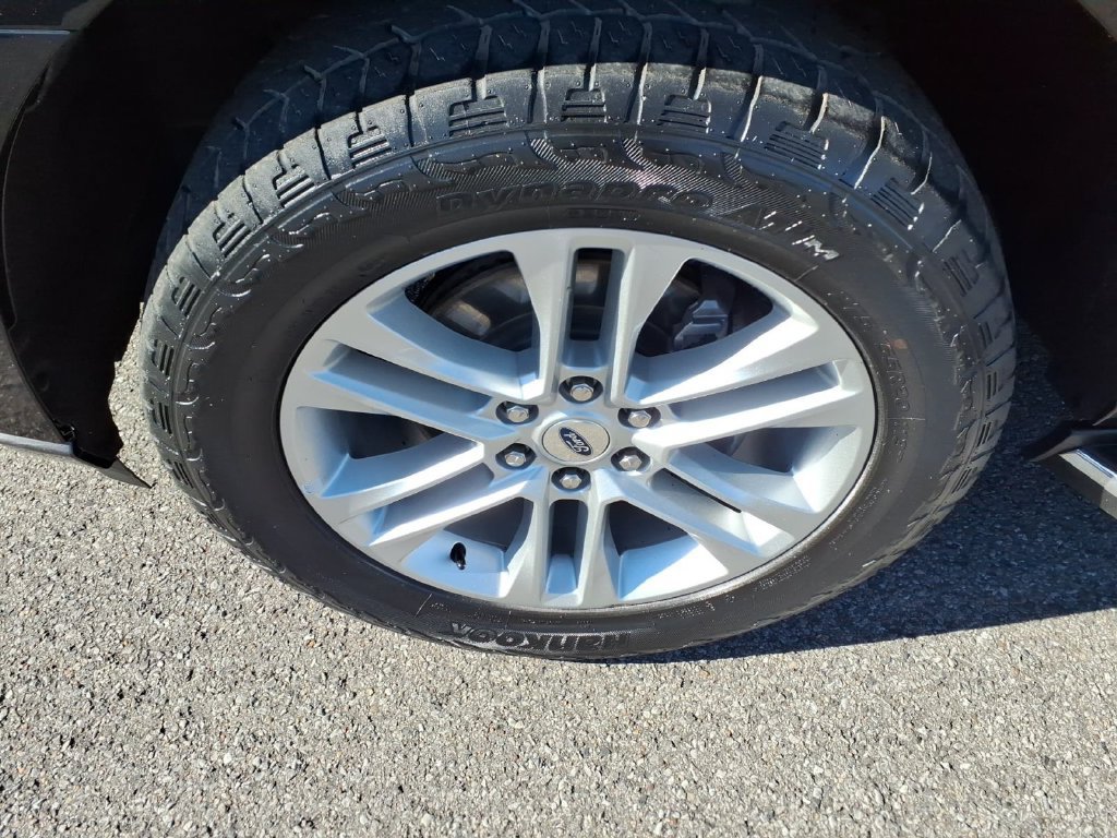 Used 2022 Ford Expedition Max XLT AWD/4WD image 5