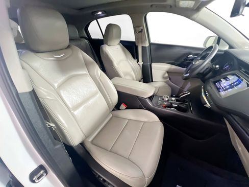 Used 2020 Cadillac XT4 Premium Luxury w/ Enhanced Visibility Package image 31