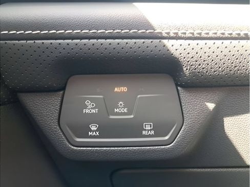 New 2026 Volkswagen Atlas Cross Sport SE AWD/4WD image 21