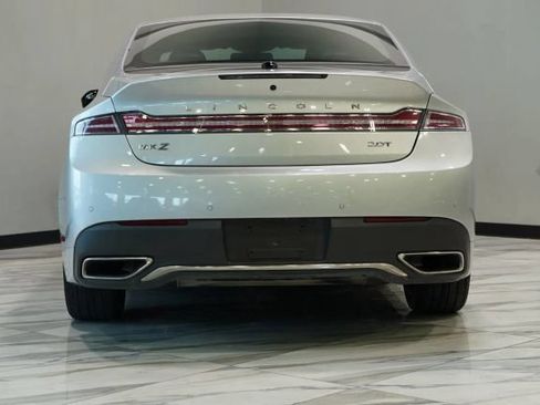 Used 2017 Lincoln MKZ Select w/ Climate Package FWD image 8