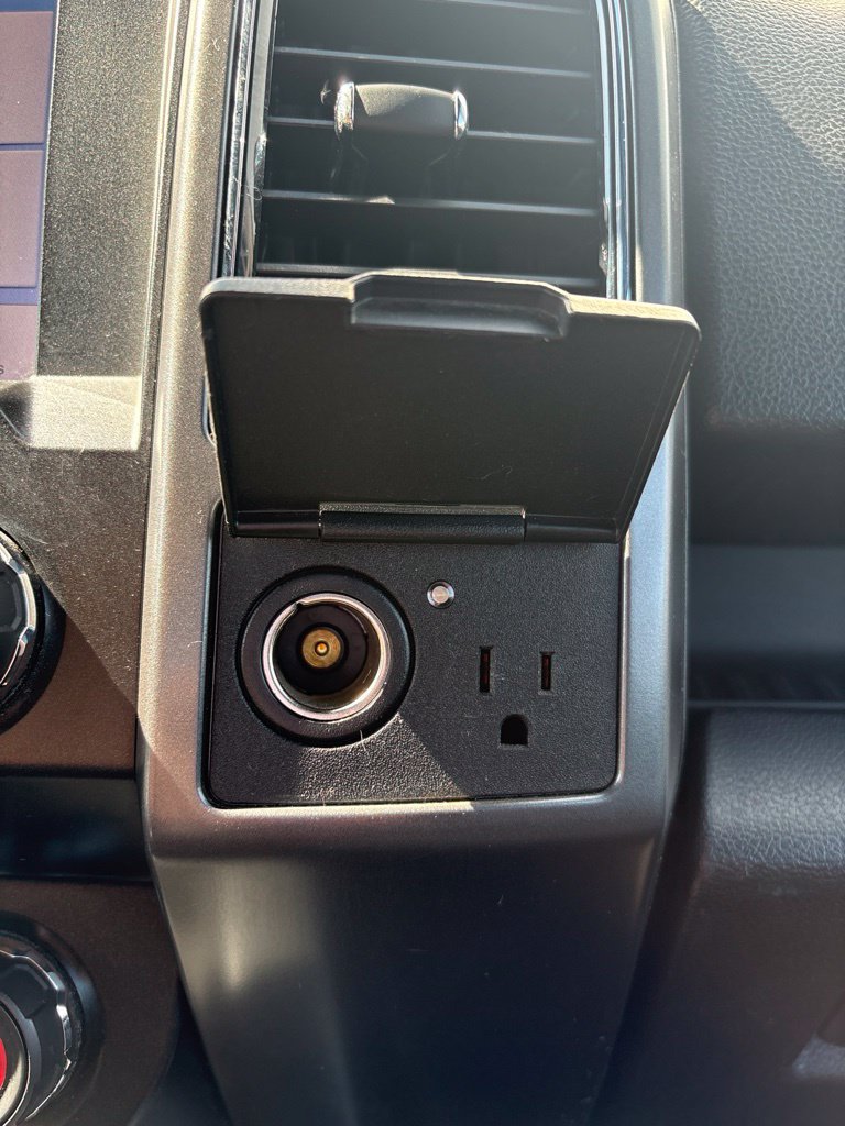 Used 2019 Ford F150 XLT w/ Equipment Group 302A Luxury AWD/4WD image 29