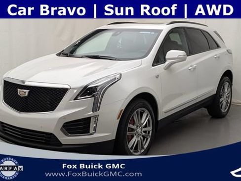 Certified 2023 Cadillac XT5 Sportv w/ LPO, Floor Liner Package AWD/4WD image 2