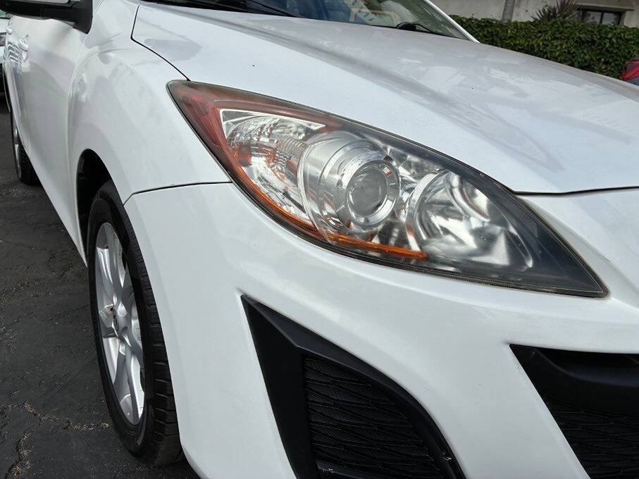 Used 2010 MAZDA MAZDA3 i Touring FWD image 29