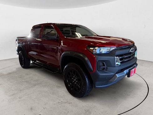 Used 2024 Chevrolet Colorado Trail Boss image 8